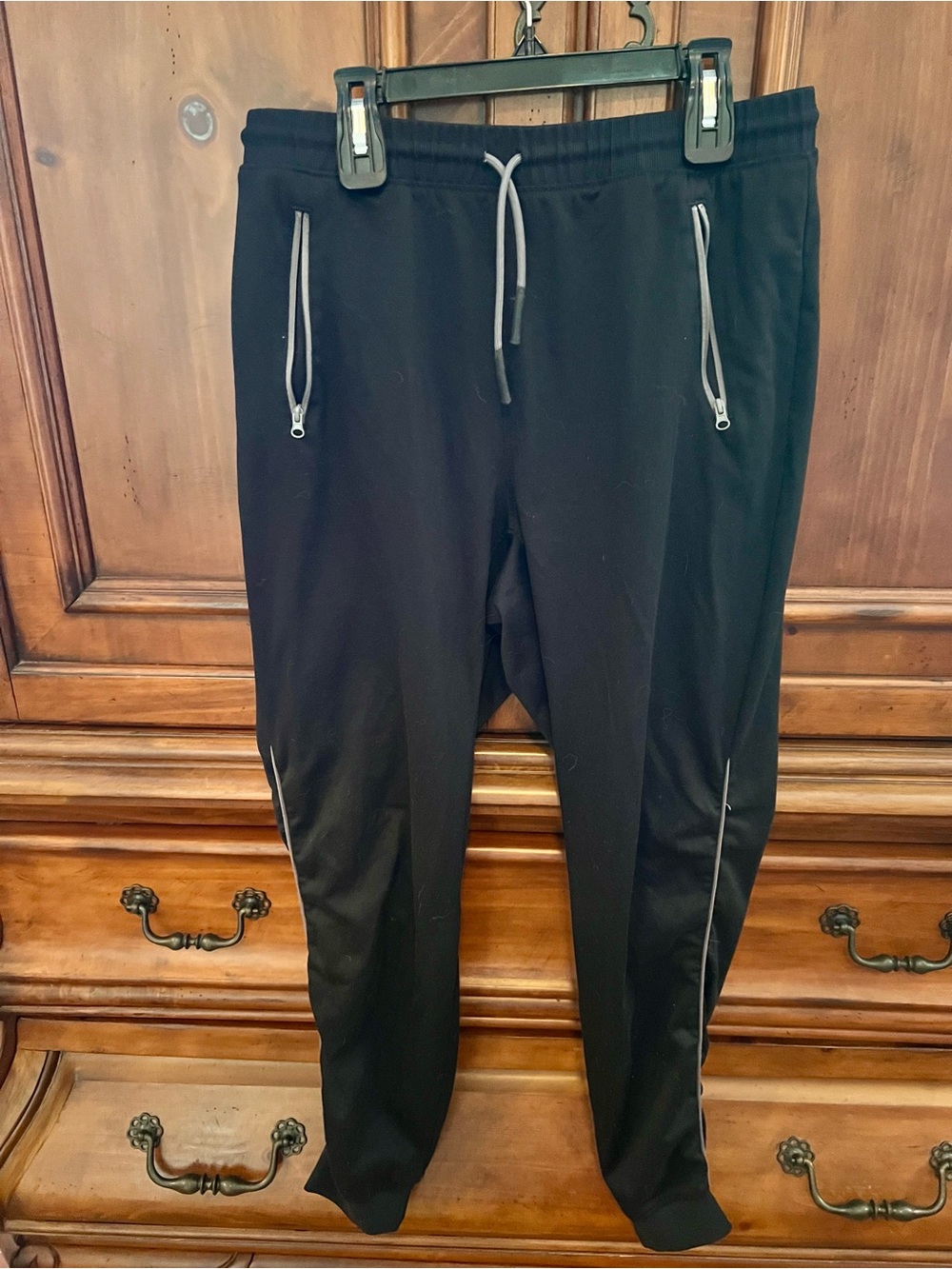 Men's Black Reflective-Trim Jogger Pants
